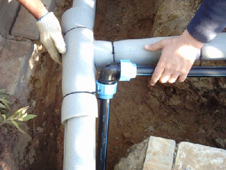 Подводка воды к дому от источника водоснабжения